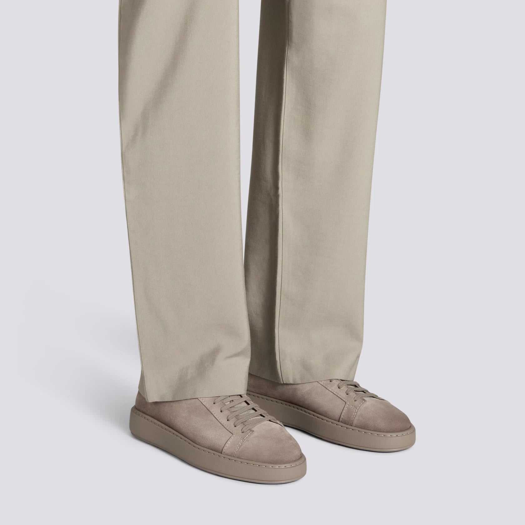 Men's grey suede sneaker