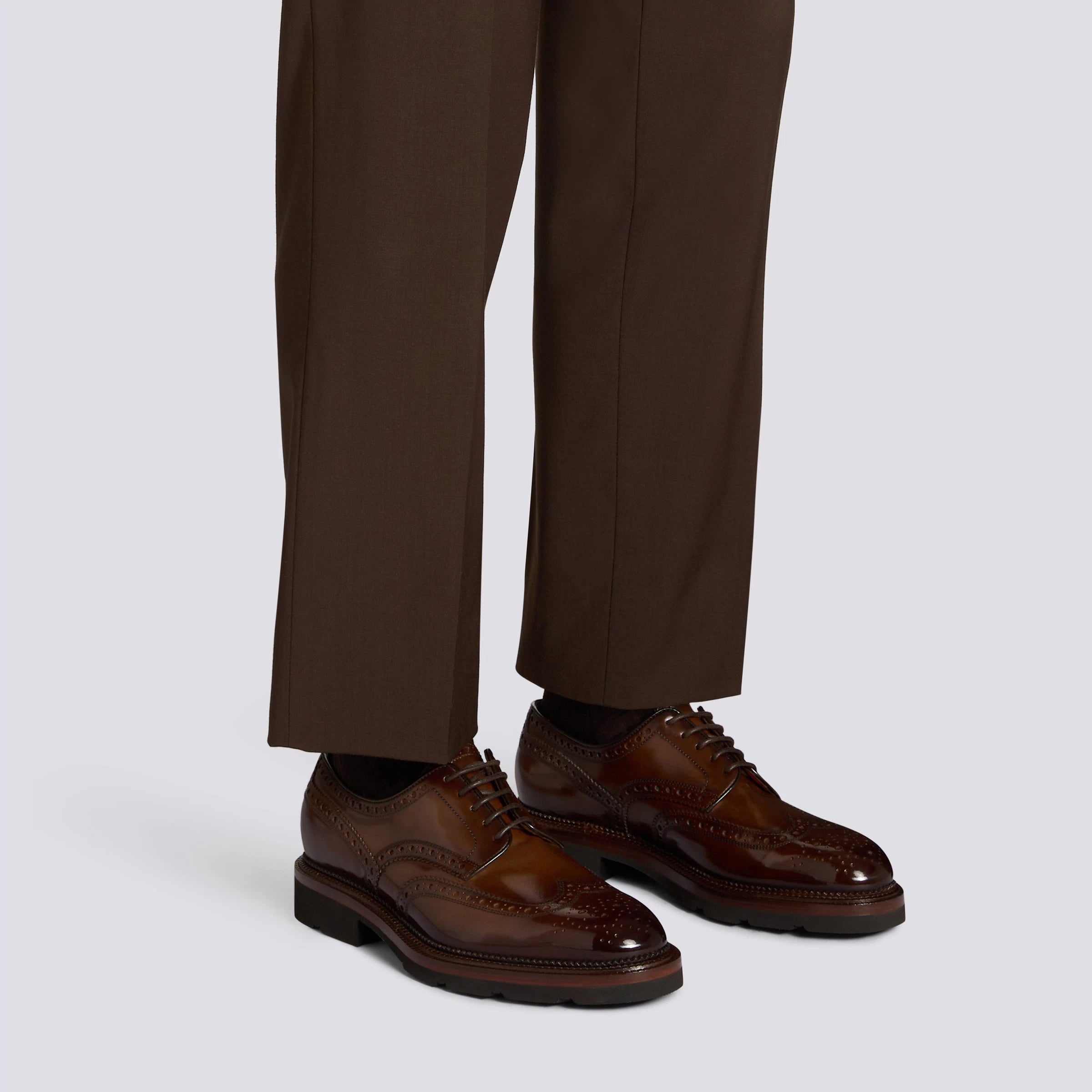 Men's brown leather Derby brogue shoe