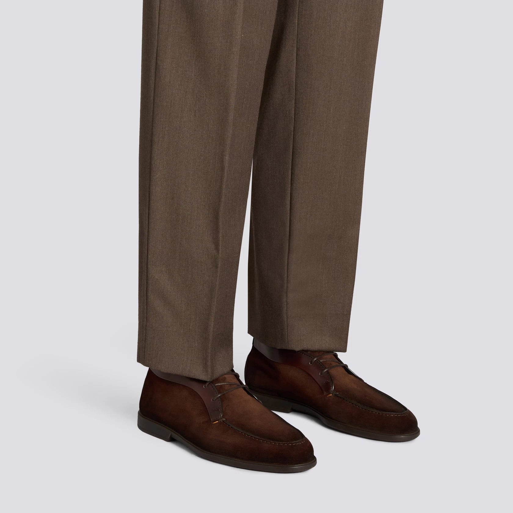 Men's dark brown suede and leather desert boot