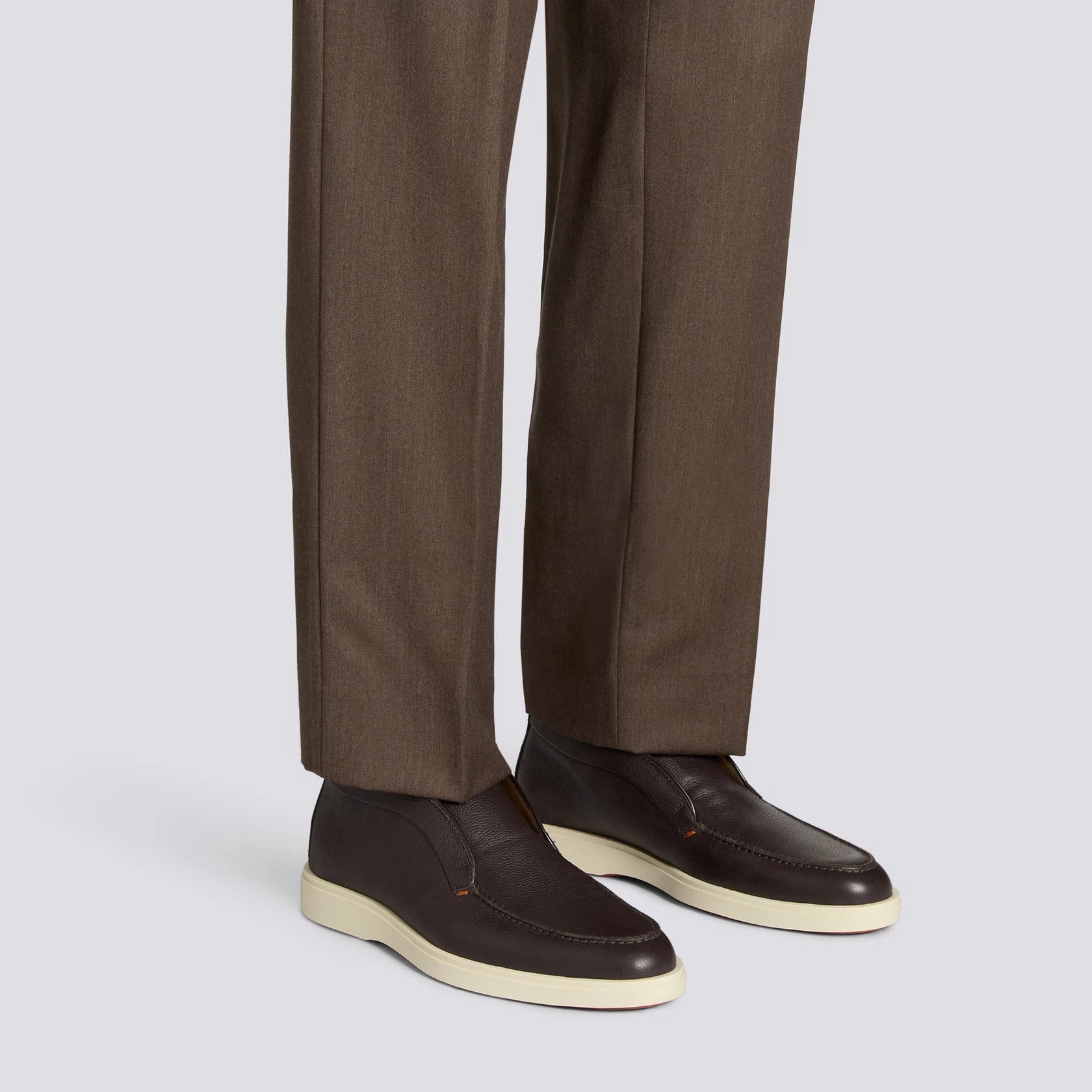 Men's dark brown tumbled leather desert boot