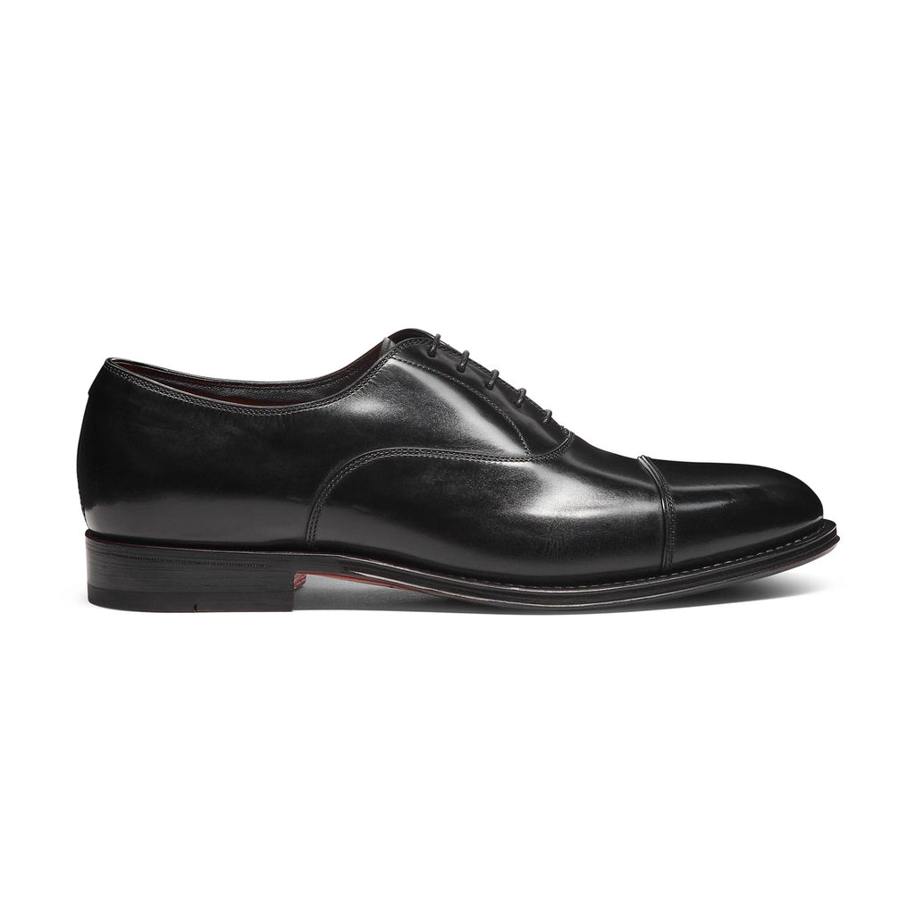 Men's black leather Oxford shoe
